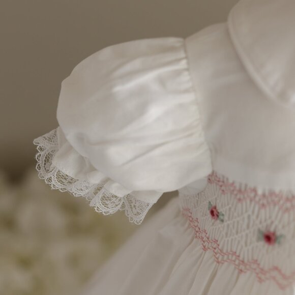 White Smocked Dress 9 Months Hand Embroidery Flower Girl Spring Portrait RARE - Picture 4 of 8